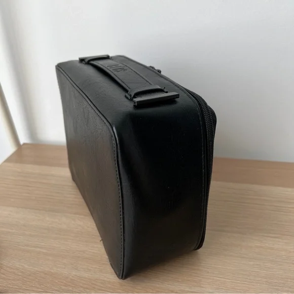 BEIS Black Cosmetic Case Matte Finish - Picture 13 of 14